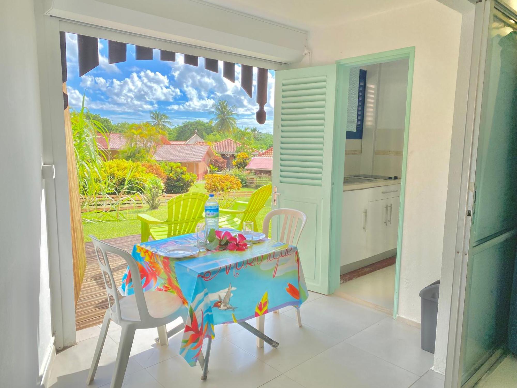 Studio Petite Plage - Pieds Dans L'Eau Sainte-Anne Exterior photo